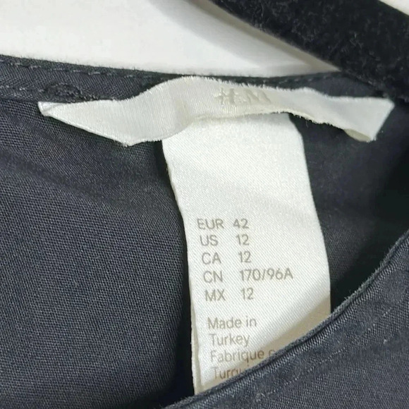 Blouse with studs - Picture 6 of 7